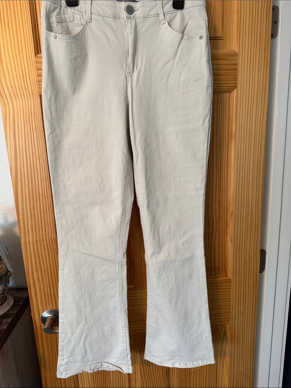 Women’s Cream Flare Jeans